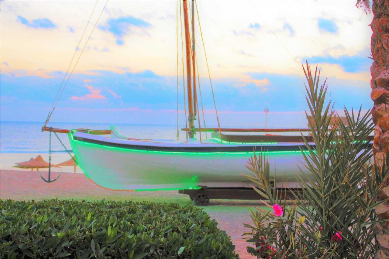 Rohanou Beach Resort El Qoseir Exterior photo