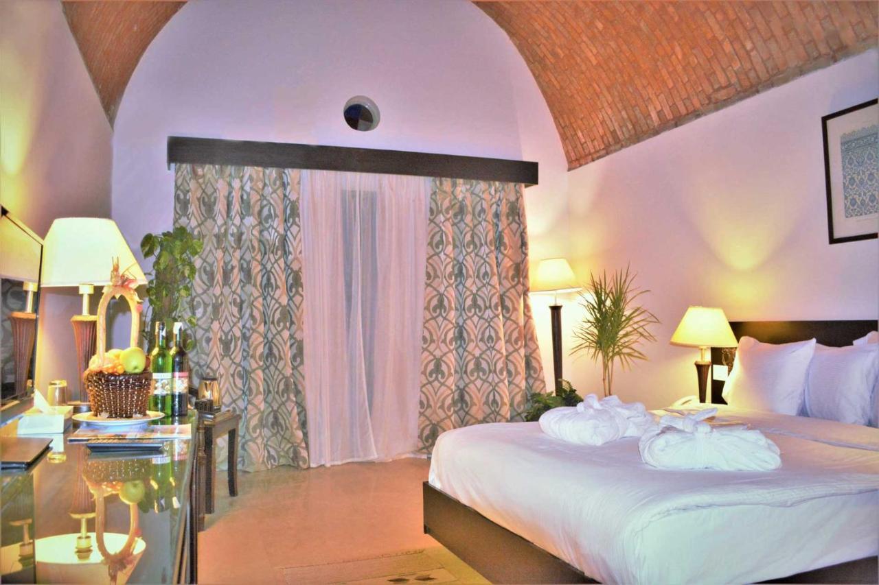 Rohanou Beach Resort El Qoseir Exterior photo